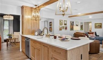 819 E UNIVERSITY Dr, Auburn, AL 36830