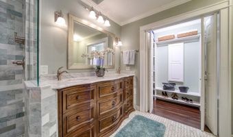 1666 ROBIN HOOD Ln, Clearwater, FL 33764
