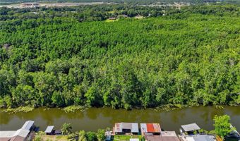 13525 PALM Dr, Astatula, FL 34705
