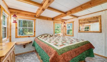 17034 Third St, Arcadia, MI 49613