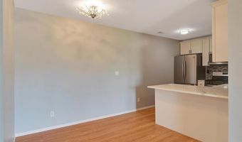 1316 Holgate Dr G5, Ballwin, MO 63021