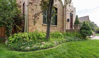 220 W 4TH Ave, Cheyenne, WY 82001