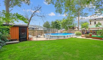 721 Cable Ave, Beachwood, NJ 08722