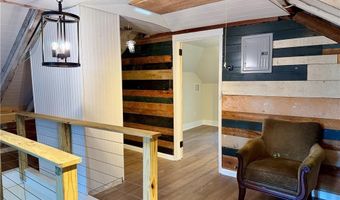 8 Champlin St, Newport, RI 02840
