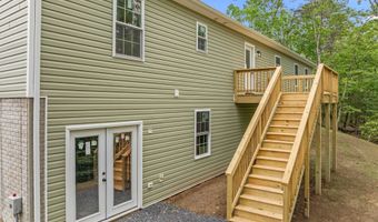 201 CREEK VALLEY Dr, Basye, VA 22810