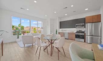 17 AVENUE E 301, Bayonne, NJ 07002