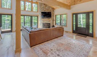 46 Summit Dr, Campton, NH 03223