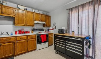 1005 N St, Barling, AR 72923