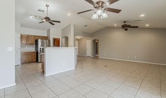 2475 E GOLDEN Ct, Casa Grande, AZ 85194