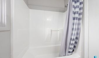 101 N Pipestone St 4, Brandon, SD 57005