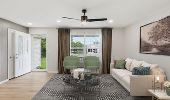 1717 Court St, Adel, IA 50003