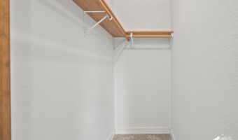 424 E Manor Ave, Anchorage, AK 99501