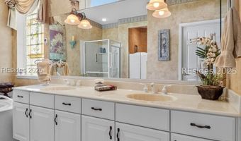 9 Sunbow Ln, Bluffton, SC 29909