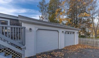28 Mountainview Ave, Bangor, ME 04401