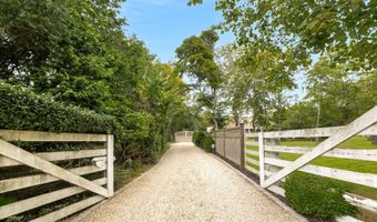 641 Montauk Hwy, Amagansett, NY 11930