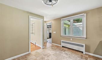 15 Highland Rd, Glocester, RI 02814