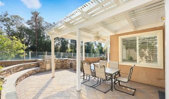 8180 E Brookdale Ln, Anaheim, CA 92807