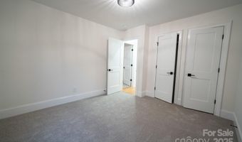 4901 Pine Ridge Rd, Charlotte, NC 28226