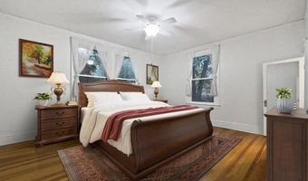 107 GREENVILLE St, Abbeville, SC 29620