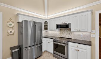 111 Hanging Moss Dr, Benton, LA 71006