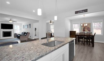 222 Vanderbuilt Ct, Aberdeen, NC 28315