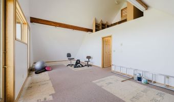 1225 Country Ln, Lamoille, NV 89828