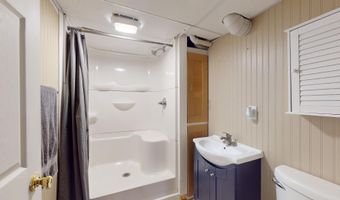 721 Meadow Pl, Ames, IA 50010