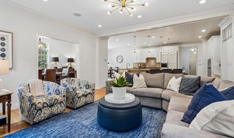 14 Aspen Ln, Bedford, NH 03110