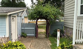 336 Taylor St, Amherst, OH 44001