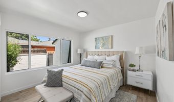 9753 Mercedes Ave, Arleta, CA 91331
