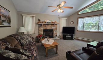 143 Keats Ln, Albrightsville, PA 18210