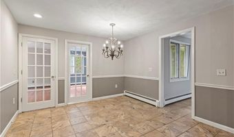 19 Bruce Dr, North Smithfield, RI 02896