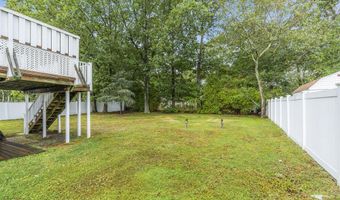 32 Pine Tree Dr, Bayville, NJ 08721