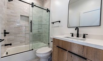 5506 Barton Ave, Hollywood, CA 90038