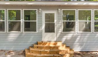 2720 Walnut St, Alton, IL 62002
