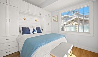 106 King Philip Ave, Bristol, RI 02809
