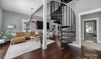 1517 Parkwood Ave, Charlotte, NC 28205