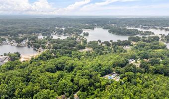 255 Portage Lakes Dr E, Akron, OH 44319