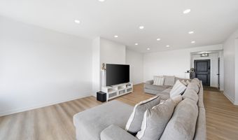 6101 EDSALL Rd 1805, Alexandria, VA 22304