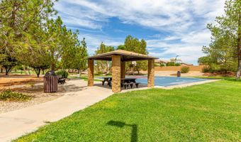 6888 S ONYX Dr, Chandler, AZ 85249