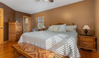 38397 Richmond Heights Dr, Aberdeen, SD 57401