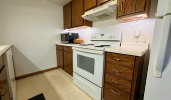 2023 Kavaney Dr N, Bismarck, ND 58501