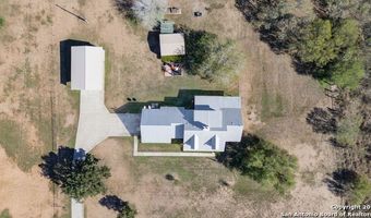 136 Country Pl, Adkins, TX 78101