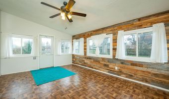 2213 Jensen Ave, Ames, IA 50010