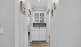 4142 Crest Ridge Ln, Boiling Springs, SC 29316