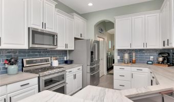 5721 SEA TURTLE Pl, Apollo Beach, FL 33572