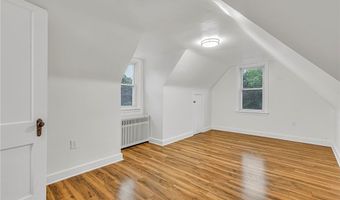 2972 Brodhead Rd, Aliquippa, PA 15001