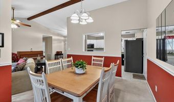 1433 Tahoe Valley Ct, Ballwin, MO 63021