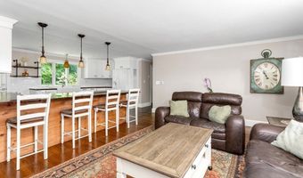 100 Blackstone St, Blackstone, MA 01504