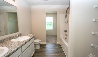 1389 N Gregg Dr, Albany, IN 47320